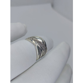 Серебряное кольцо